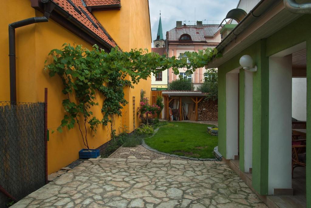 Penzion U Vinotéky Nymburk Kültér fotó